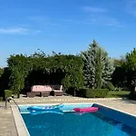 Garden 2 Bedroom With Pool Near To Sunny Aleksandrovo (Burgas)