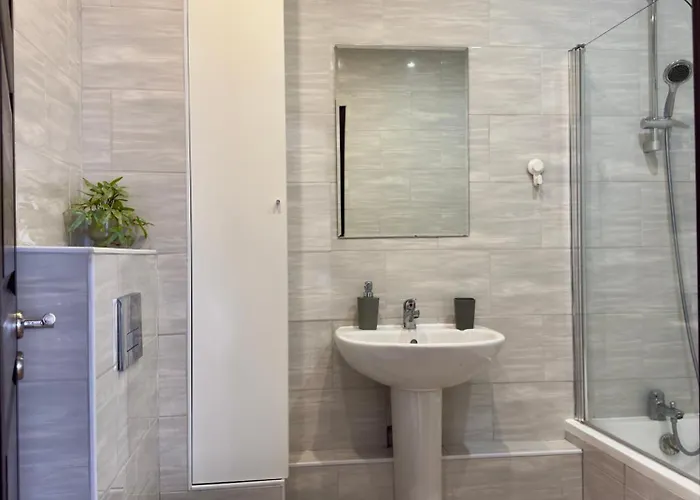 Garden 2 Bedroom With Pool Near To Sunny Villa